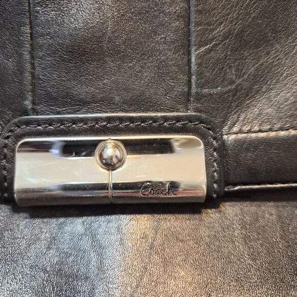 Coach Handbag - Picture 2 of 3